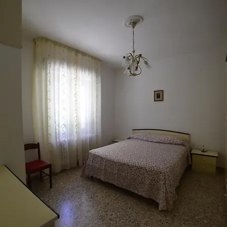 Casa Giussano 50 Mt. Dal Mare