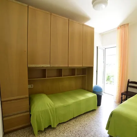 Lägenhet Casa Giussano 50 Mt. Dal Mare *