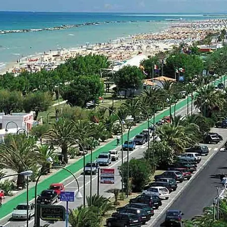 Casa Giussano 50 Mt. Dal Mare * San Benedetto del Tronto